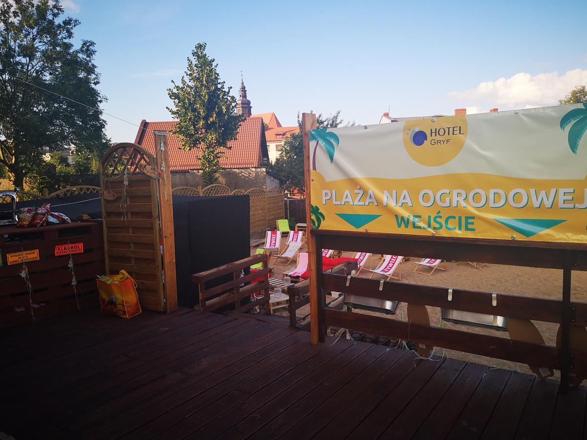 Hotel Gryf Koscierzyna Bagian luar foto
