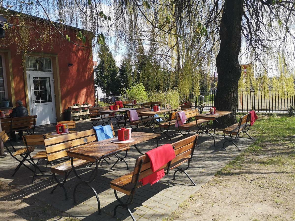 Hotel Gryf Koscierzyna Bagian luar foto