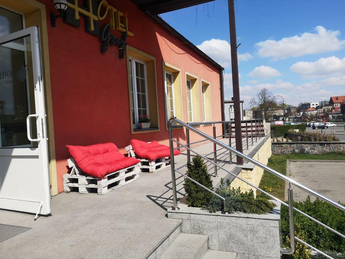 Hotel Gryf Koscierzyna Bagian luar foto