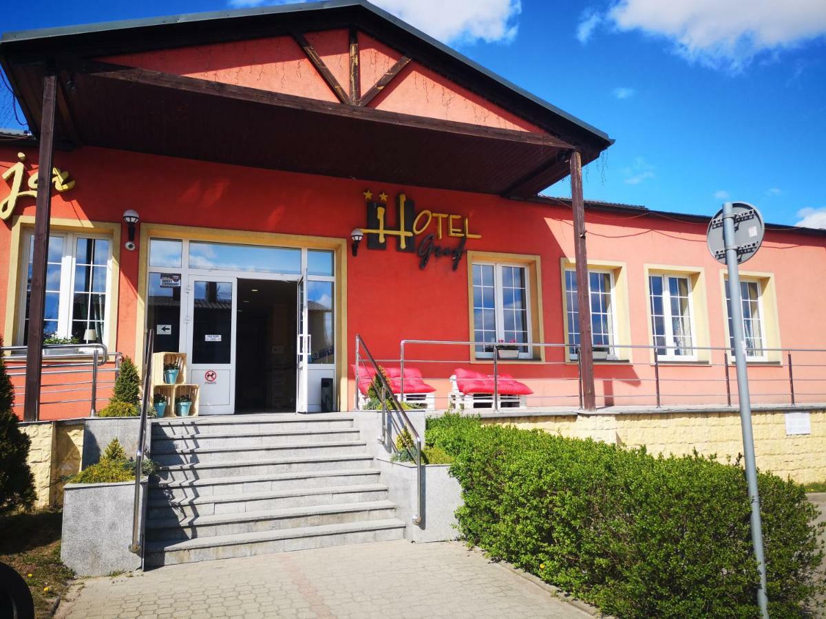 Hotel Gryf Koscierzyna Bagian luar foto
